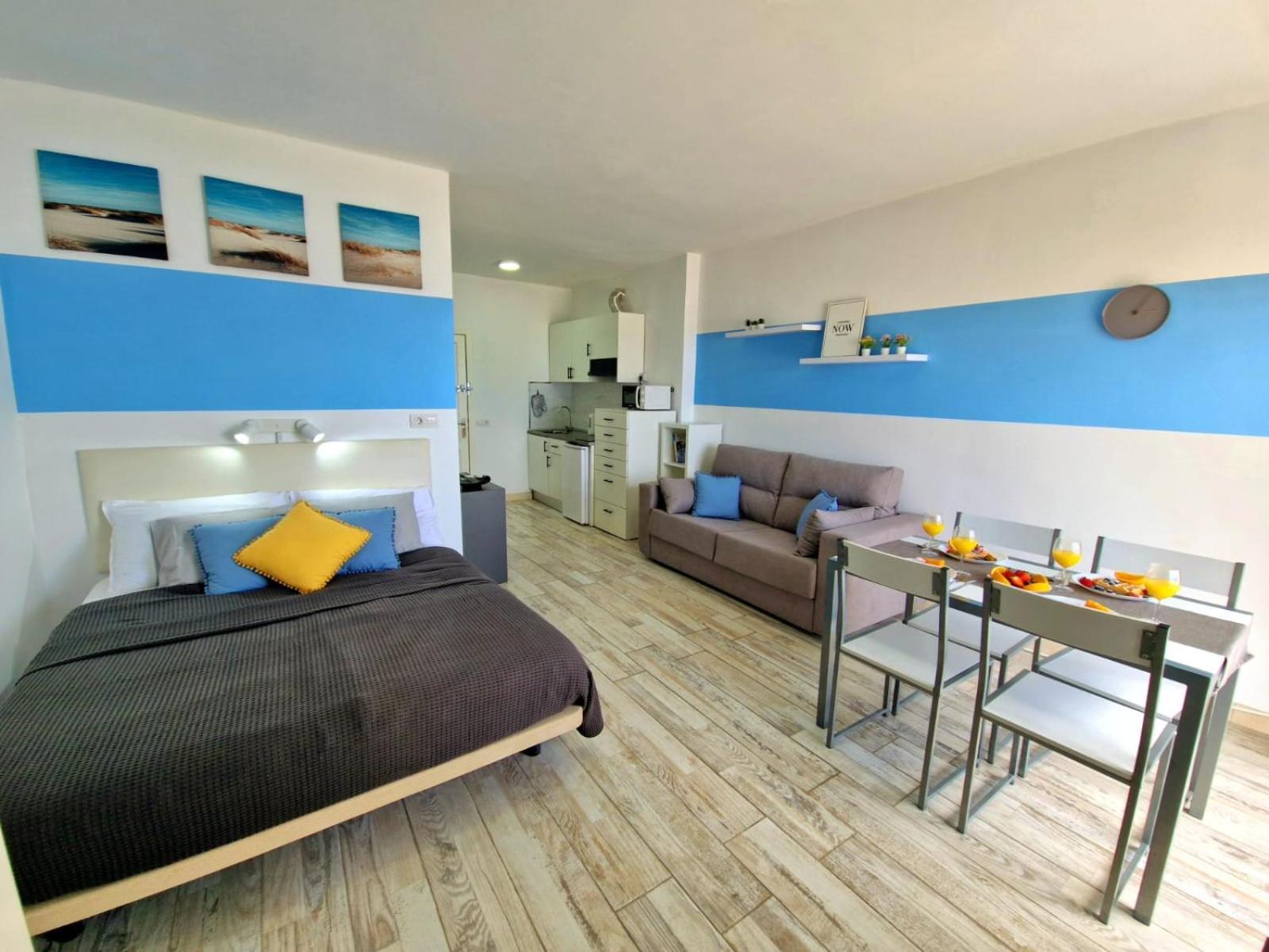 Lovely Blue Studio With Ocean View And Pool, Paraiso 918 Costa Adeje  Bagian luar foto